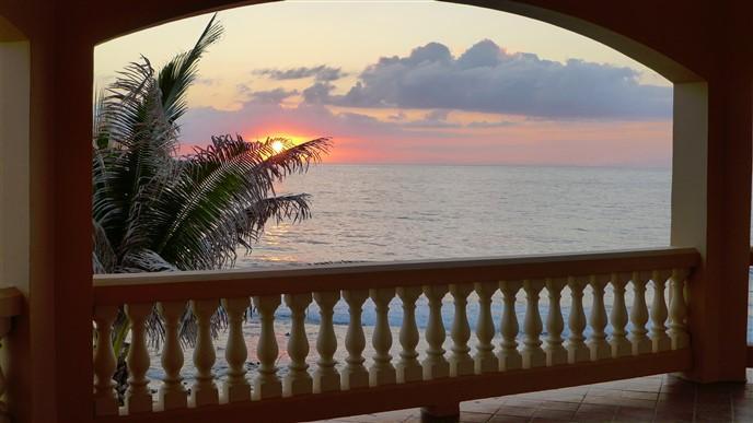 Listing ID: URE0408,  Utila, Bay Islands, HN - Wyndsong Manor, Photo #