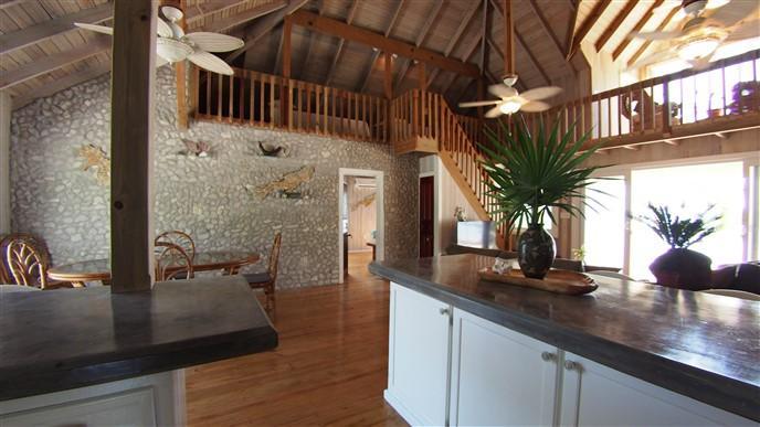 Listing ID: URE0414, Coral Beach Utila, Bay Islands, HN - Casa Miradora, Photo #