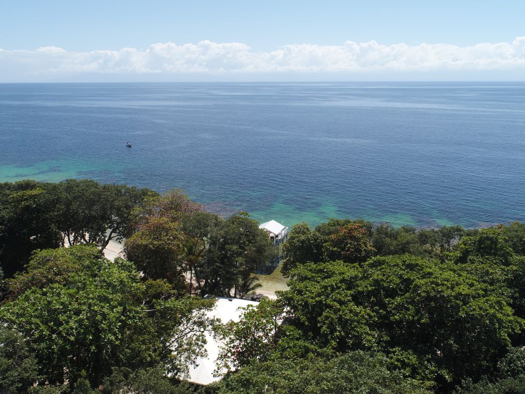 Listing ID: URE0449, Jack Neil Beach Utila, Bay Islands, HN - Beachfront Home at Jack Neil Beach, Photo #