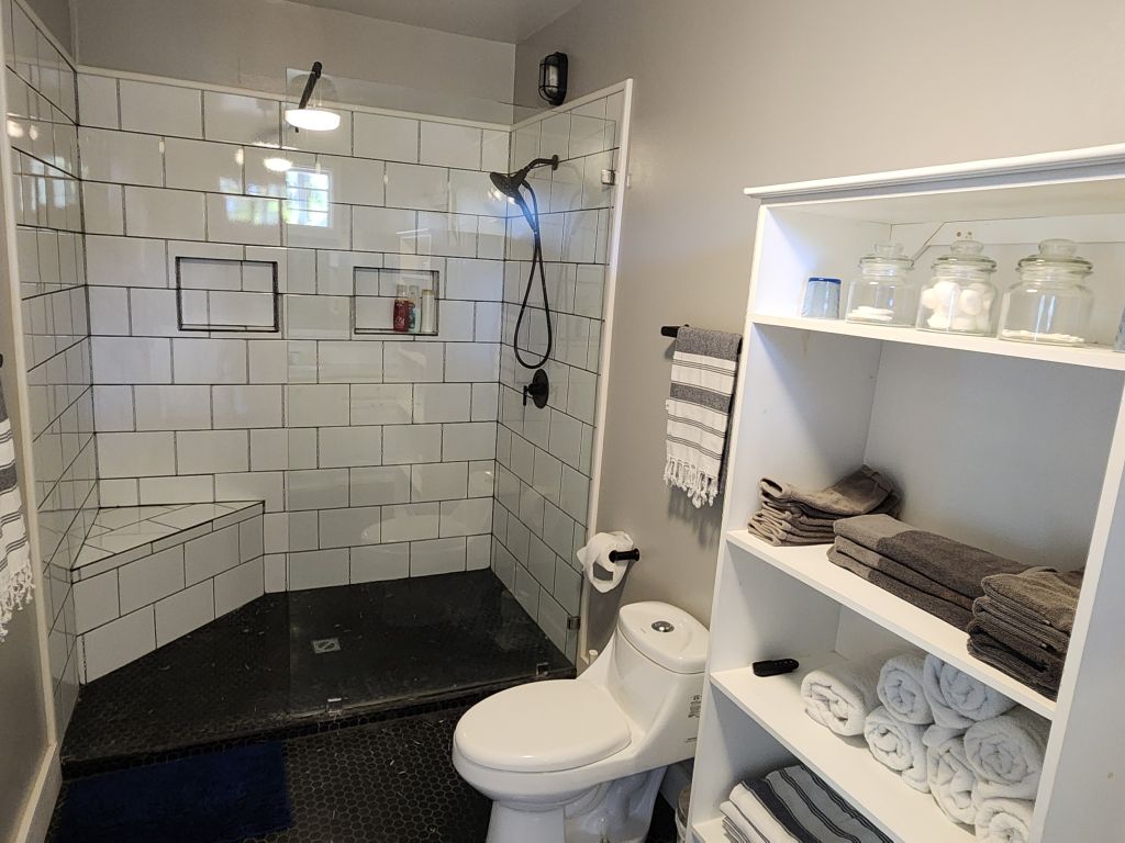 Listing ID: URE0453, Trade Wind Utila, Bay Islands, HN - Eastwind - Home in Trade Wind, Photo #