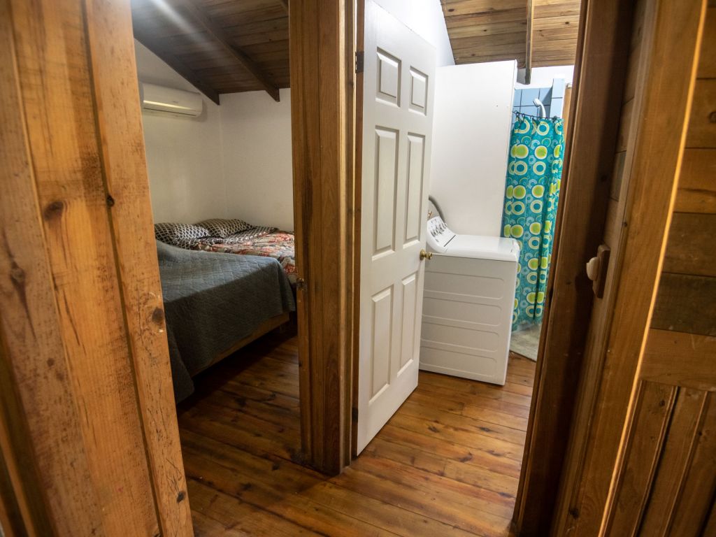 Listing ID: URE0455, Bambu Road Utila, Bay Islands, HN - Bambu House, Photo #