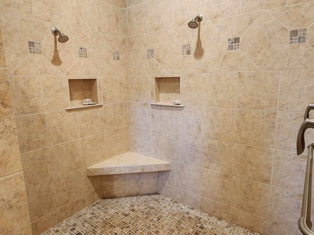 Listing ID: URE0470, Pine Point Utila, Bay Islands, HN - Crystal Beach House at Pine Point, Photo #