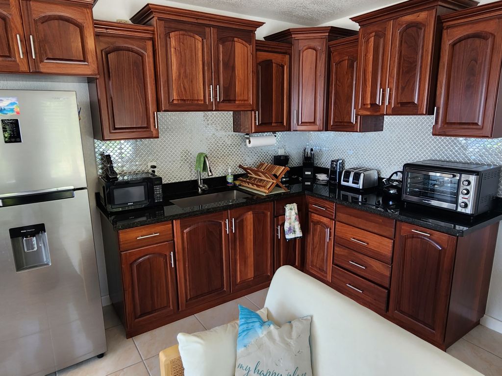 Listing ID: URE0473, Pine Point Utila, Bay Islands, HN - Driftwood Beach House, Photo #