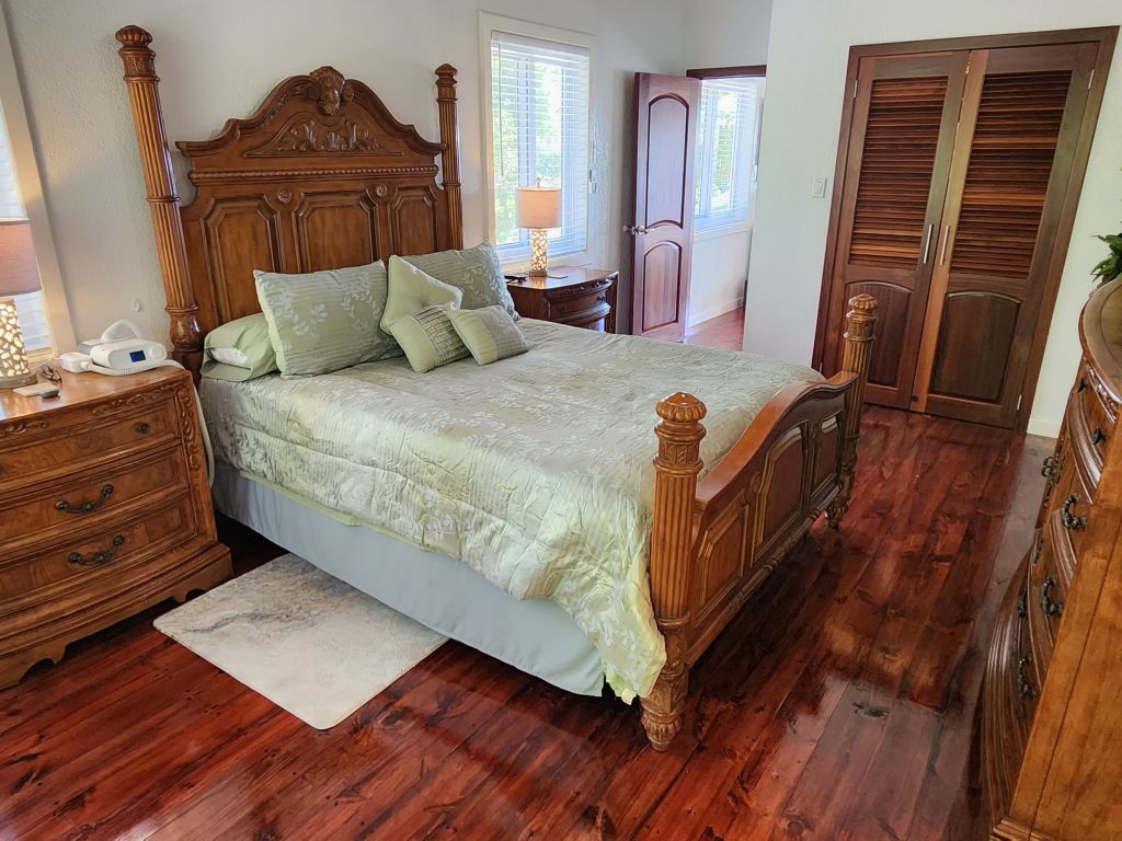 Listing ID: URE0473, Pine Point Utila, Bay Islands, HN - Driftwood Beach House, Photo #