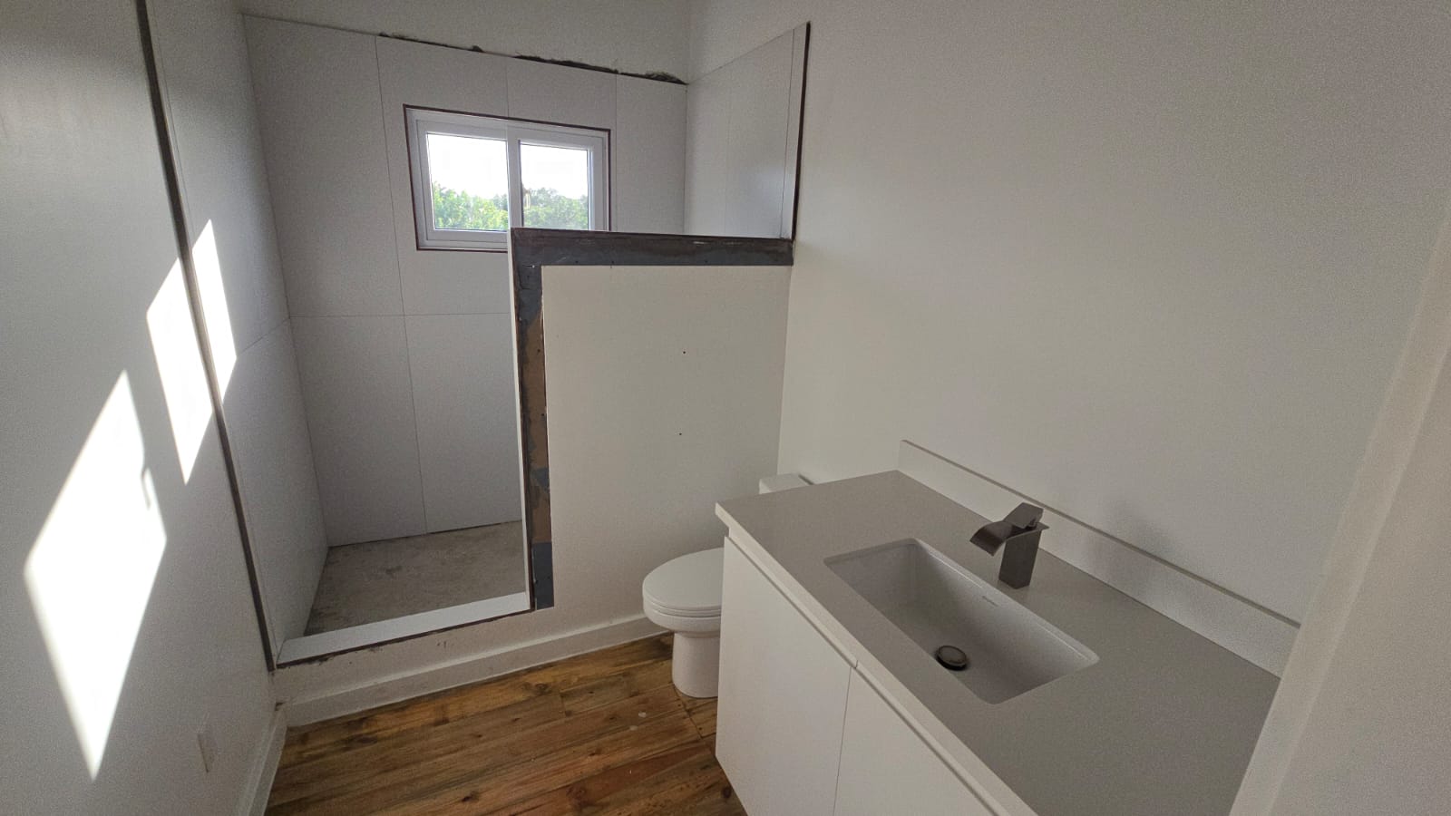 Listing ID: URE0481, Coral Beach Village Utila, Bay Islands, HN - Calypso Cove, Photo #