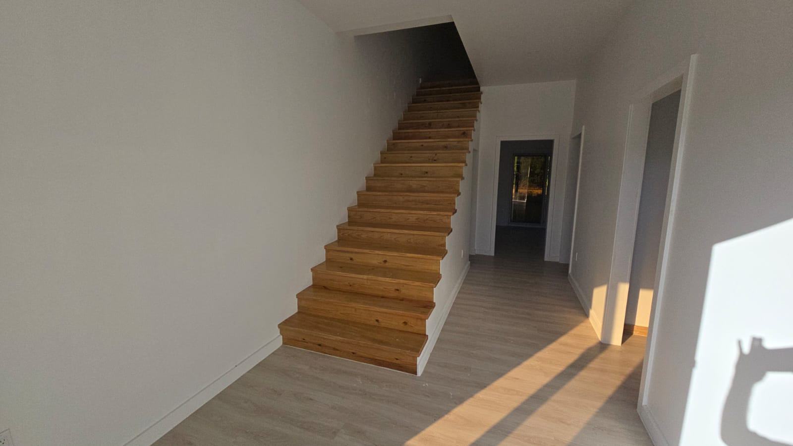 Listing ID: URE0481, Coral Beach Village Utila, Bay Islands, HN - Calypso Cove, Photo #