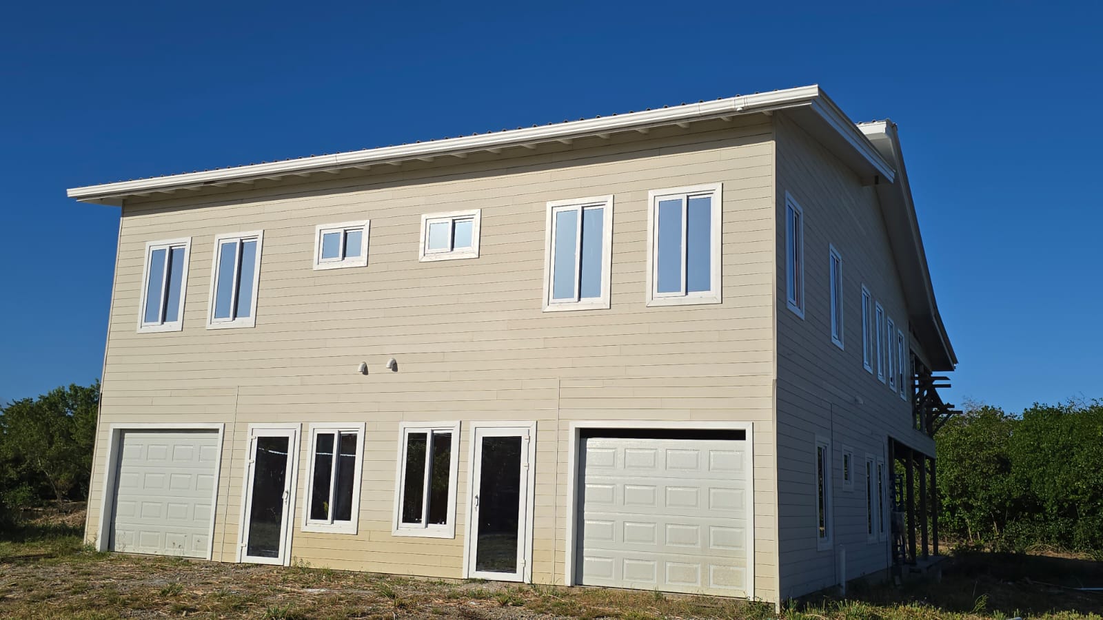 Listing ID: URE0481, Coral Beach Village Utila, Bay Islands, HN - Calypso Cove, Photo #