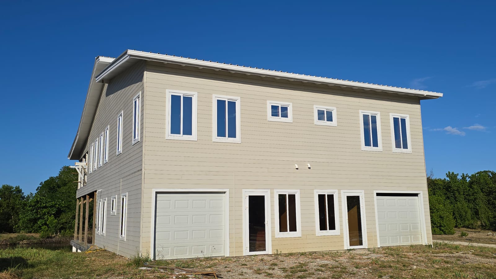 Listing ID: URE0481, Coral Beach Village Utila, Bay Islands, HN - Calypso Cove, Photo #