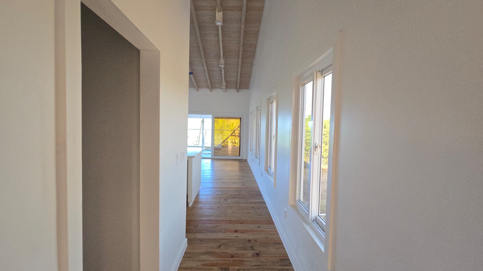 Listing ID: URE0481, Coral Beach Village Utila, Bay Islands, HN - Calypso Cove, Photo #