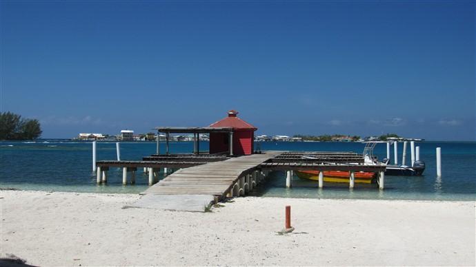 Listing ID: URE0572, The Well Utila, Bay Islands, HN - The Well Beachfront Lot#21, Photo #