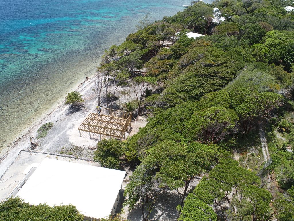 Listing ID: URE0636, Big Rock Utila, Bay Islands, HN - Big Rock Lot #2, Photo #