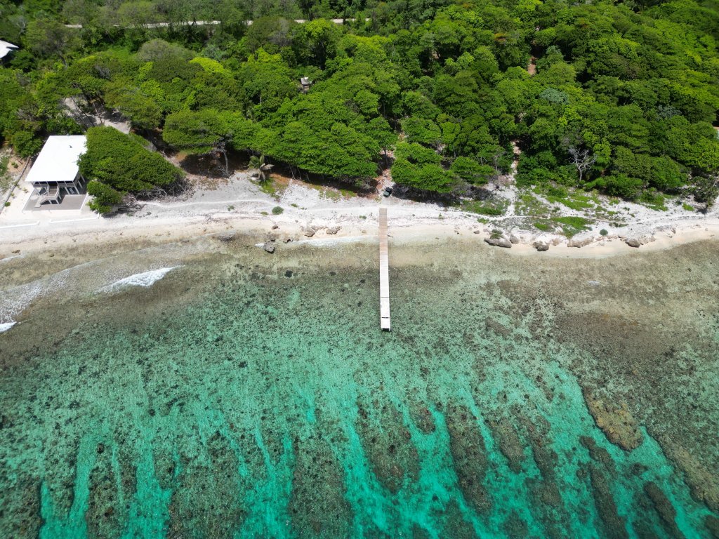 Listing ID: URE0663, Big Rock Utila, Bay Islands, HN - Big Rock, Oceanfront, Lot 13, Photo #