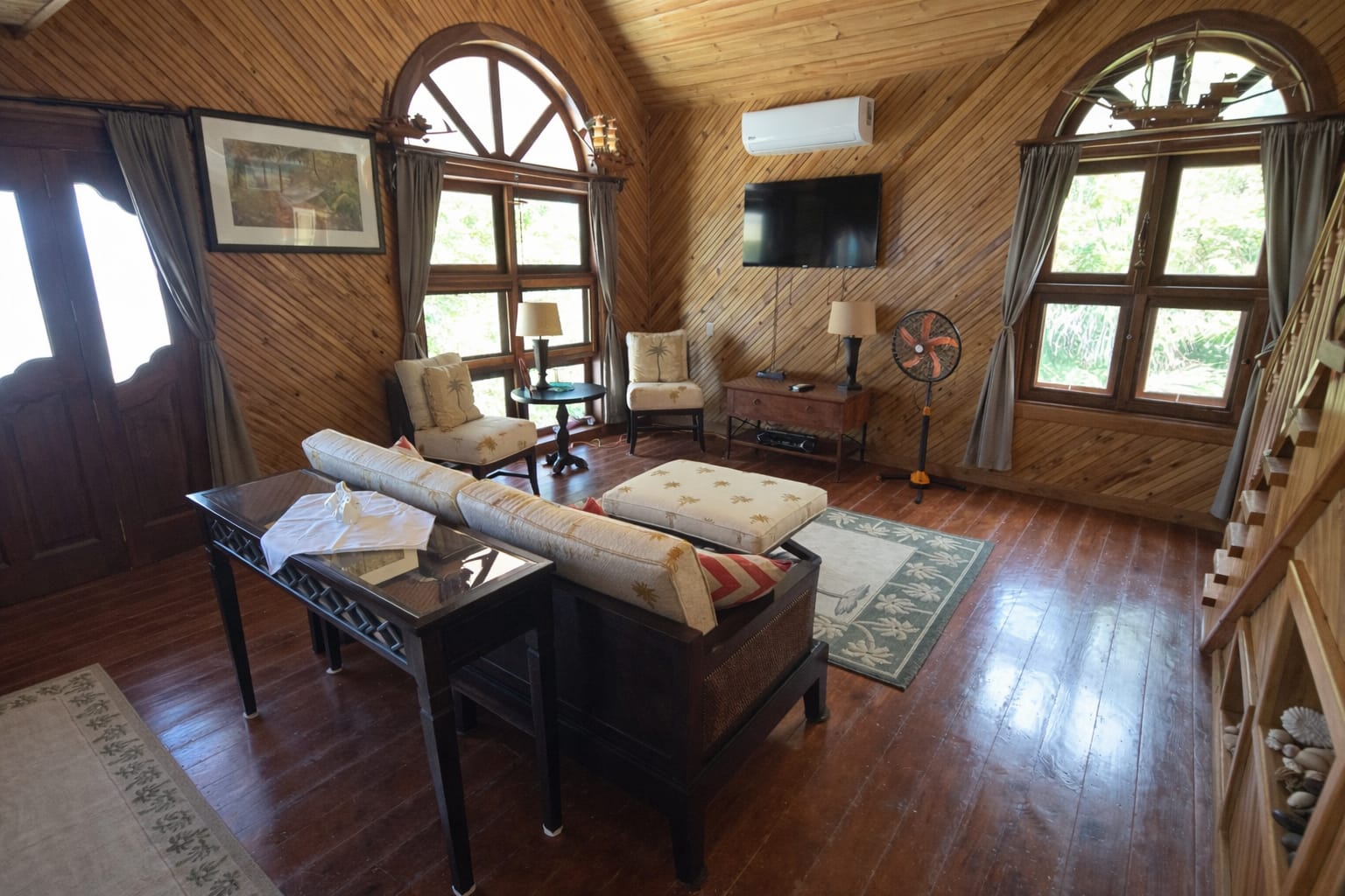 Listing ID: URE0702, Little Bight Utila, Bay Islands, HN - Casa De Arrecife, Photo #