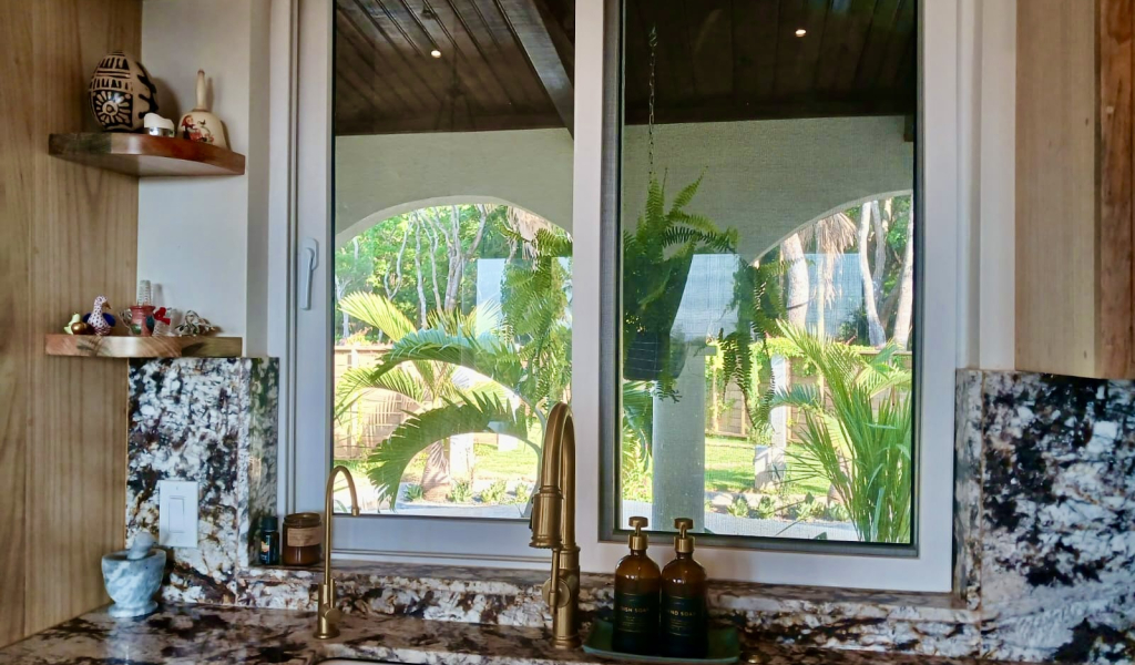 Listing ID: URE0719, New Jericho Utila, Bay Islands, HN - Fortalaza Main House, Photo #