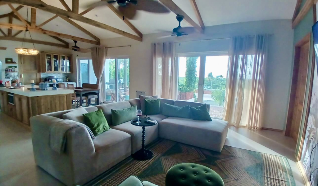 Listing ID: URE0719, New Jericho Utila, Bay Islands, HN - Fortalaza Main House, Photo #