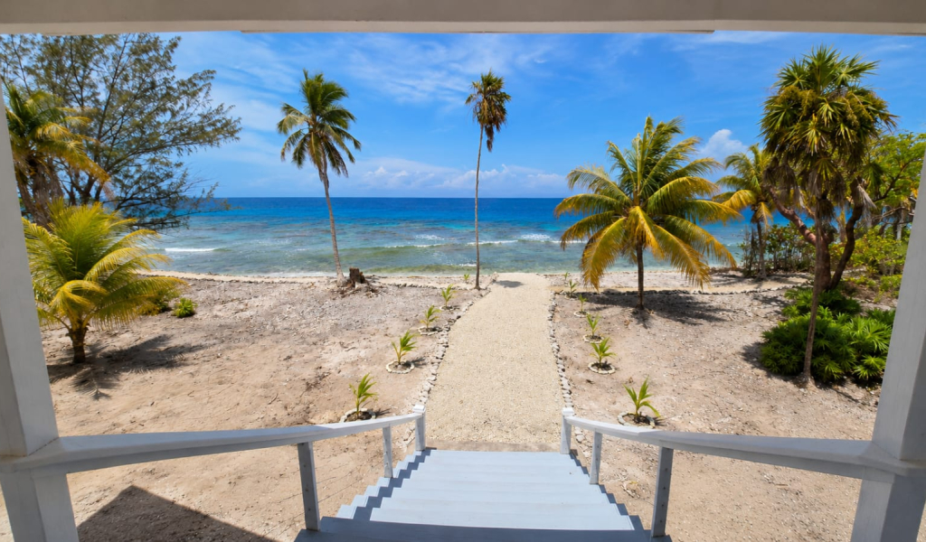 Listing ID: URE0721, Joshoa Point Utila, Bay Islands, HN - Sapphire Haven, Photo #