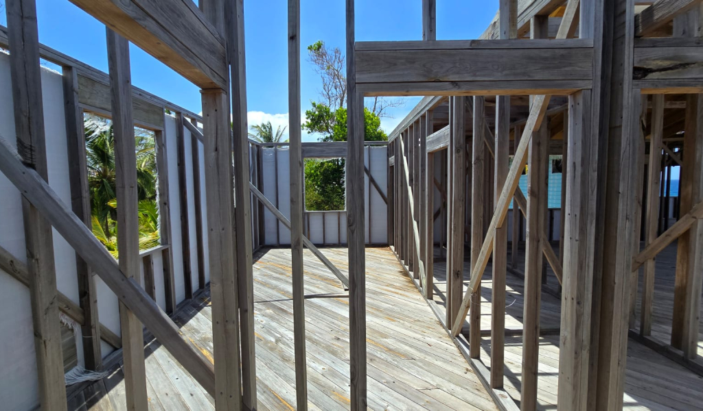 Listing ID: URE0722, Coconut Cove Utila, Bay Islands, HN - Coconut Cove Unfinished Gem, Photo #