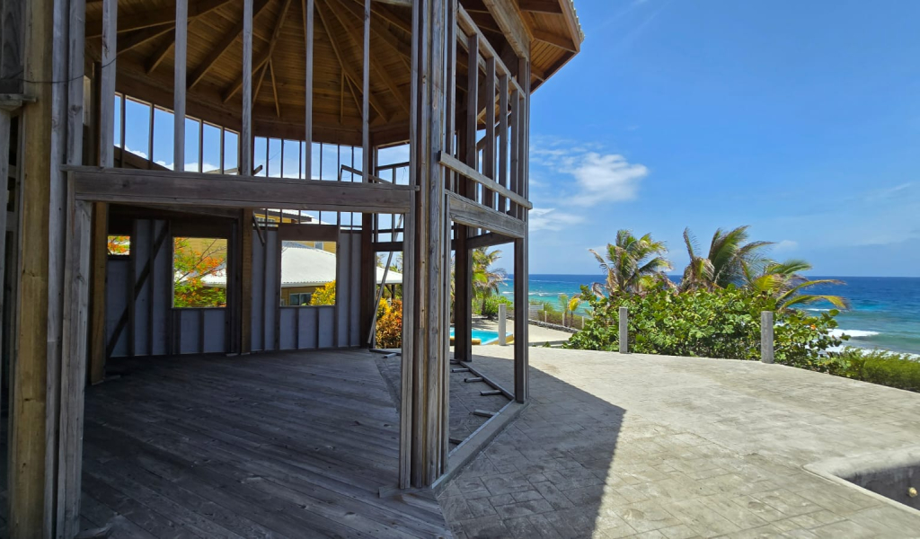 Listing ID: URE0722, Coconut Cove Utila, Bay Islands, HN - Coconut Cove Unfinished Gem, Photo #